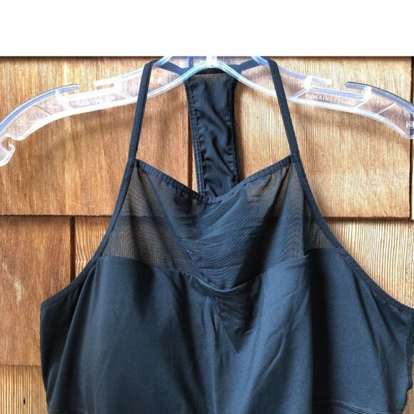 EUC Gap Breathe Two Tanks Grey/White Stripe & Solid Black in Women's Large - Picture 9 of 11